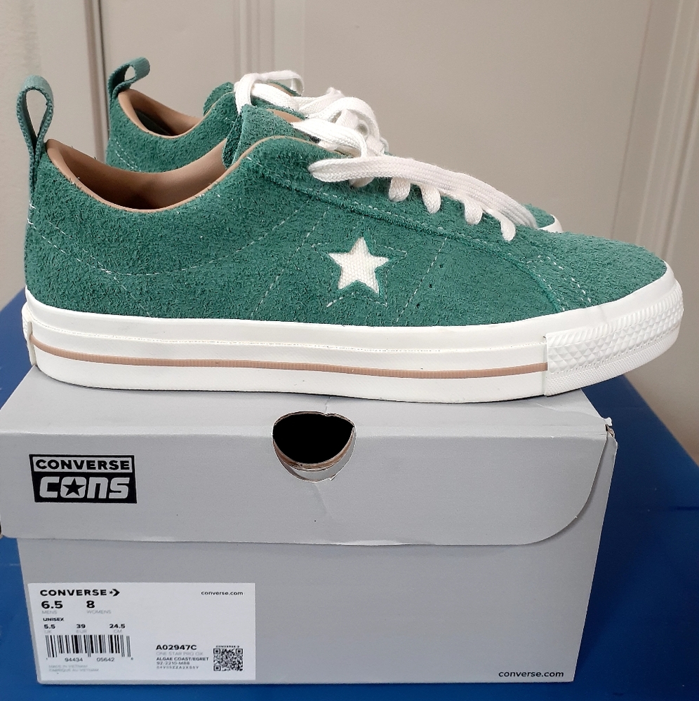NWT Converse One Star Pro Vintage Suede, Size 8